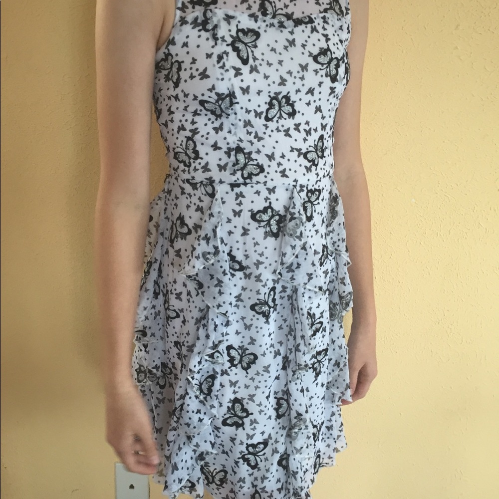 Chic Sleeveless sheath dress